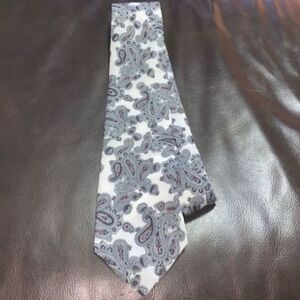 NWT silk tie​​